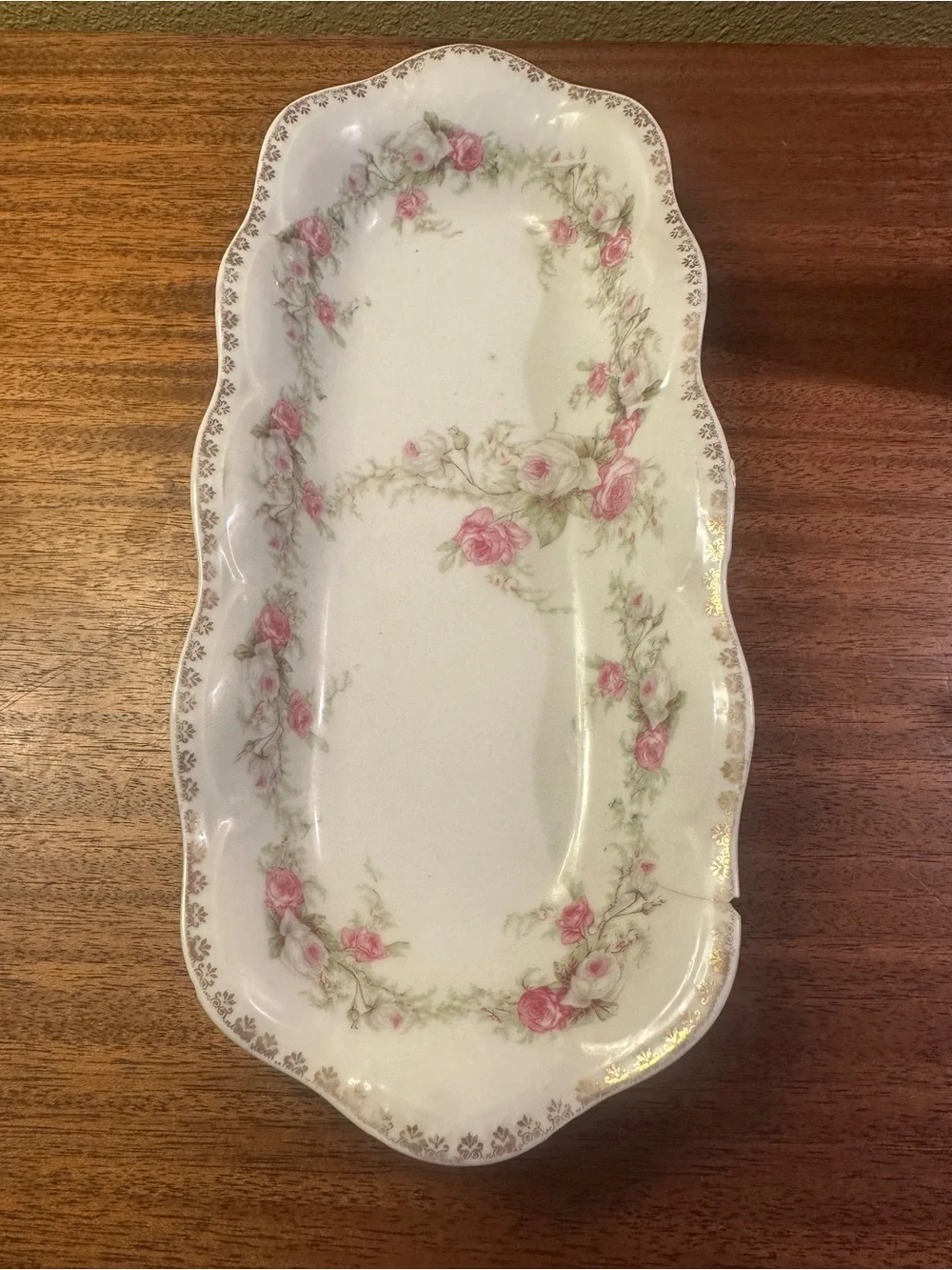 Mignon White Porcelain Serving Tray with Pink Rose Motif